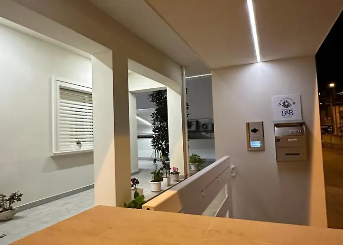 White Oda ve Kahvaltı Pagliare